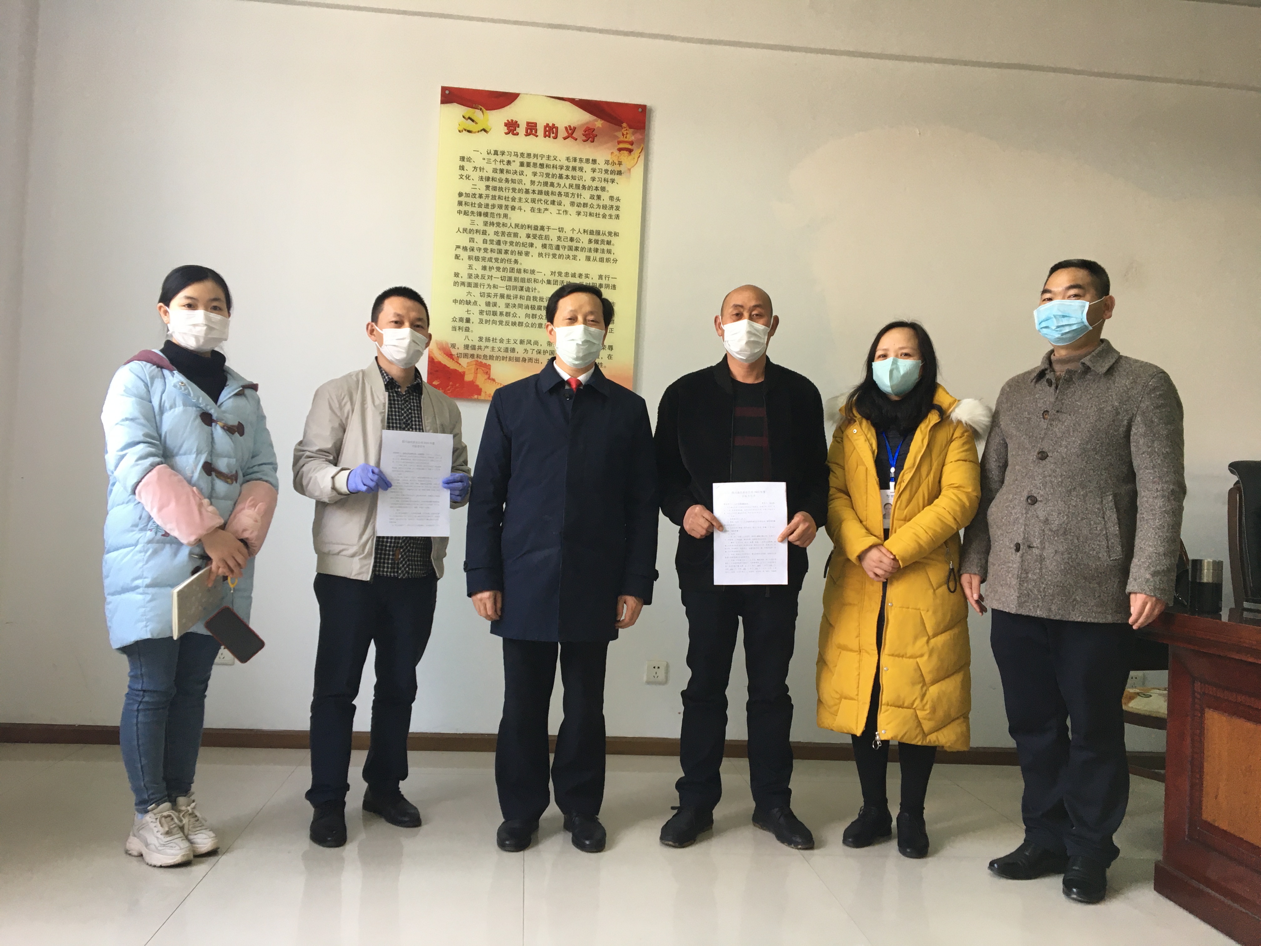 率先垂范  恢復生產